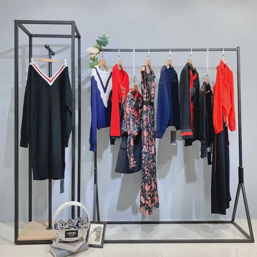 棉麻品牌折扣女裝加盟北京漫天雨女裝尾貨批發女裝介紹